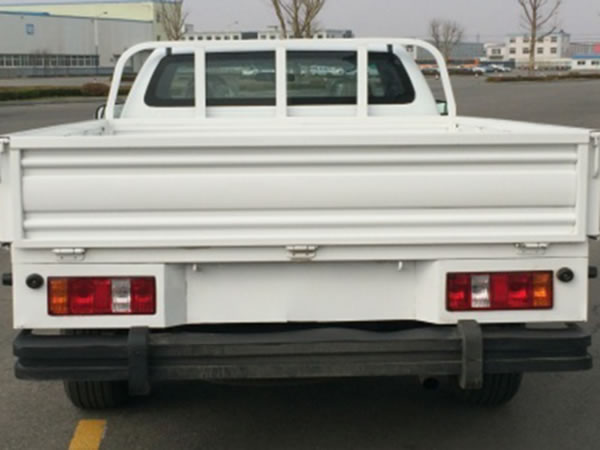 Pickup de cabina simple N2 (LHD)